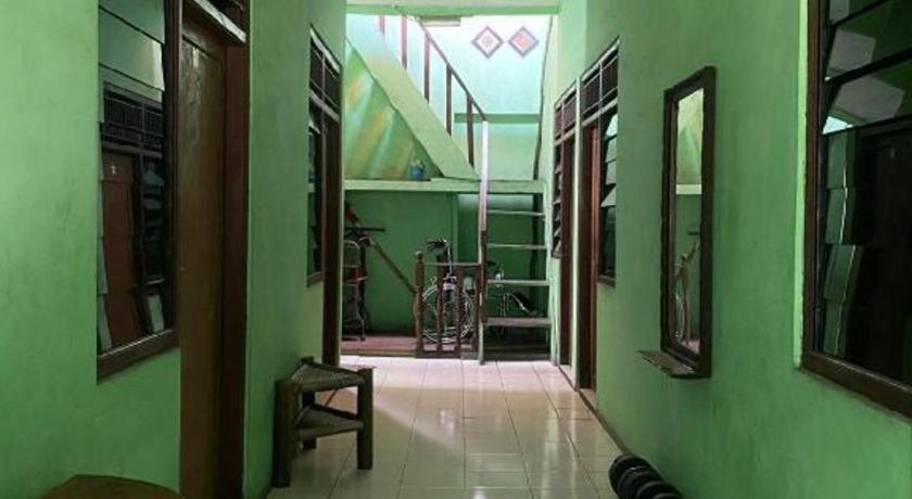 Spot On 94166 Kost Bunda Syariah Hotel Bekasi Kültér fotó